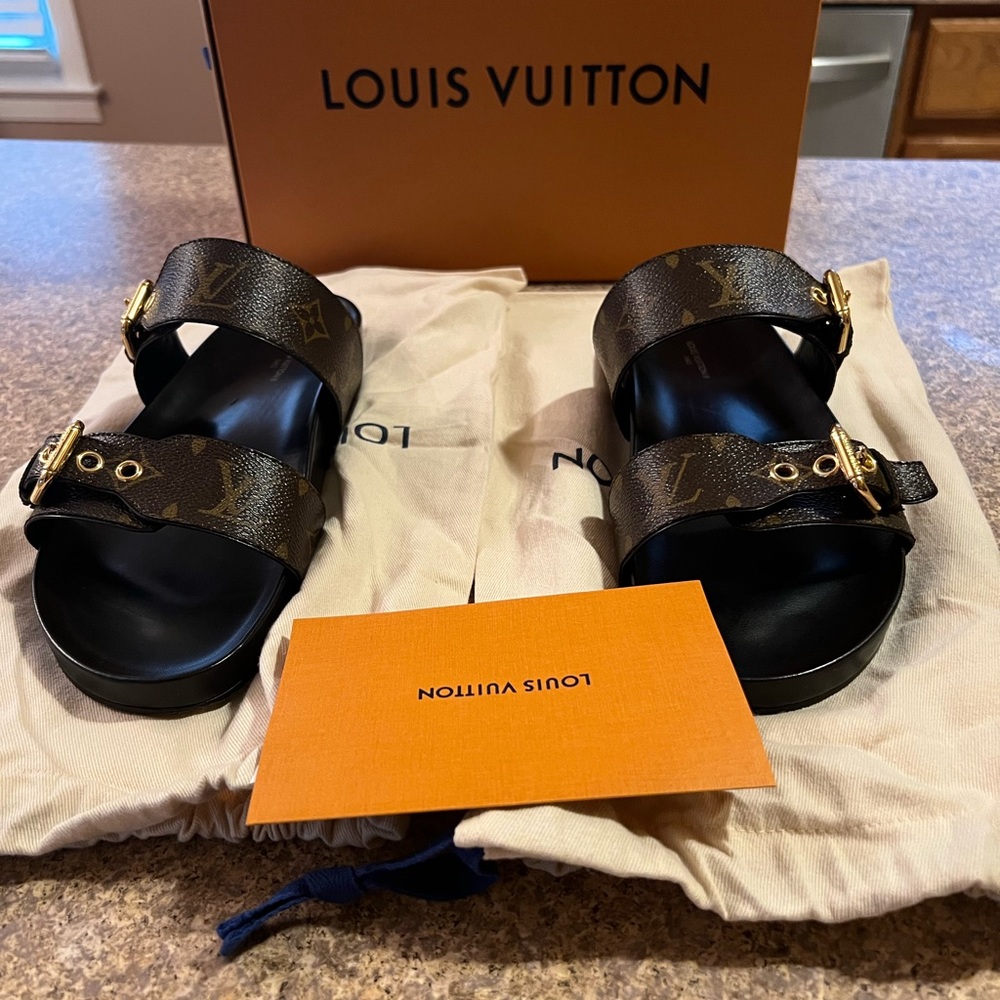 Authentic Women’s Louis Vuitton Sandal